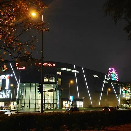 아파트 Red Apartment,with Self Check Near Airport 탈린